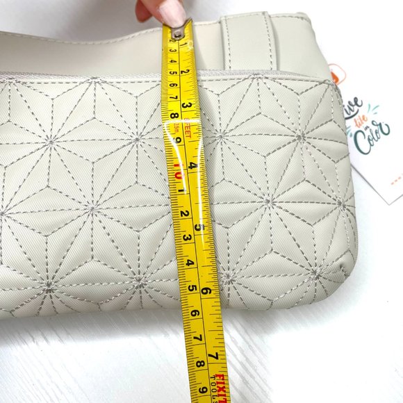 Lug Flyer Bag Ivory Cream Small Crossbody Quilted Convertible Belt Bag New - Picture 10 of 12